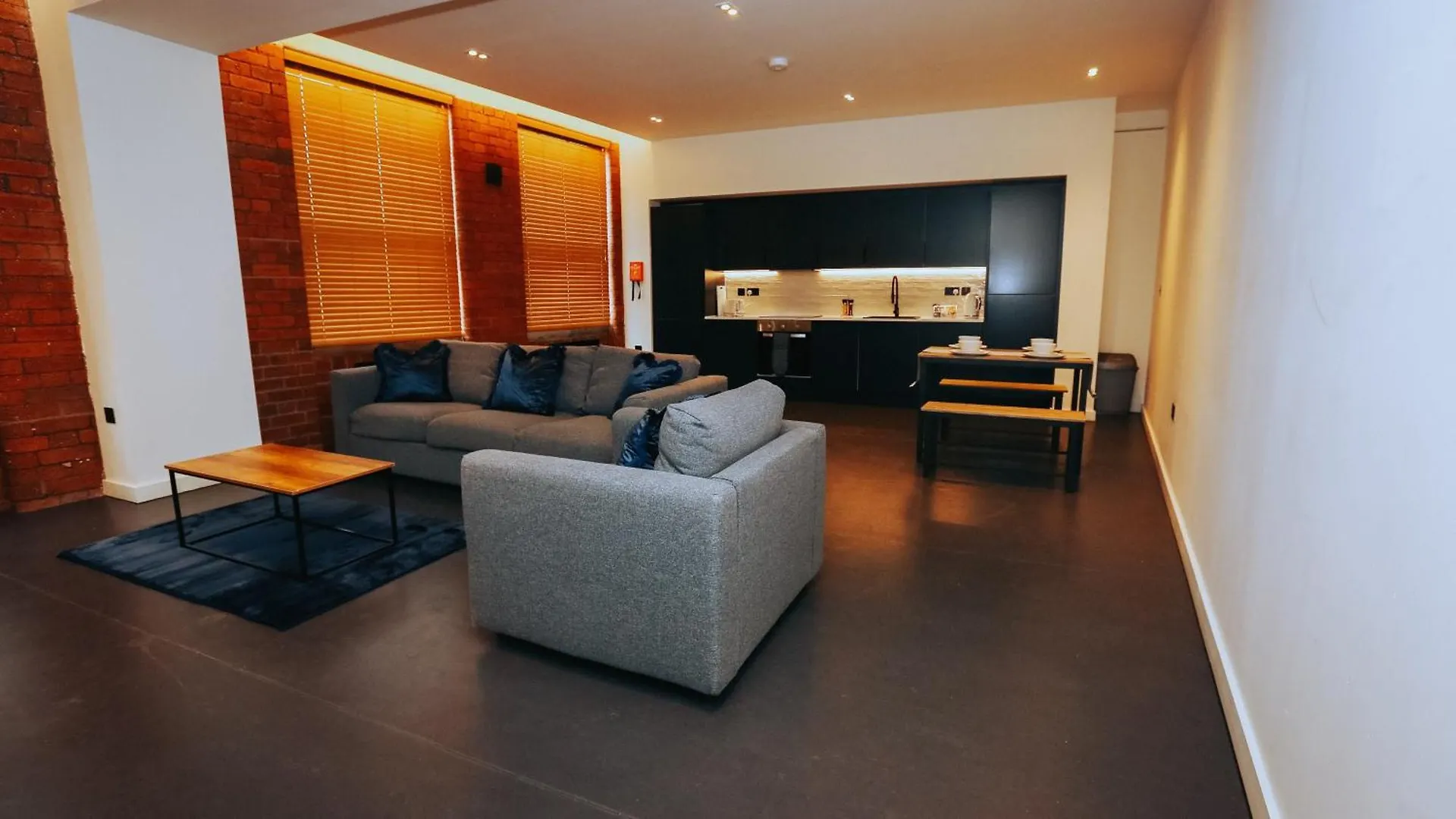 Stayzo_Nichols Building_Spacious 3-Bedroom Apartment Sheffield Verenigd Koninkrijk